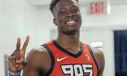 Ντεμπούτο με νίκη για Άλεξ Αντετοκούνμπο στην G League