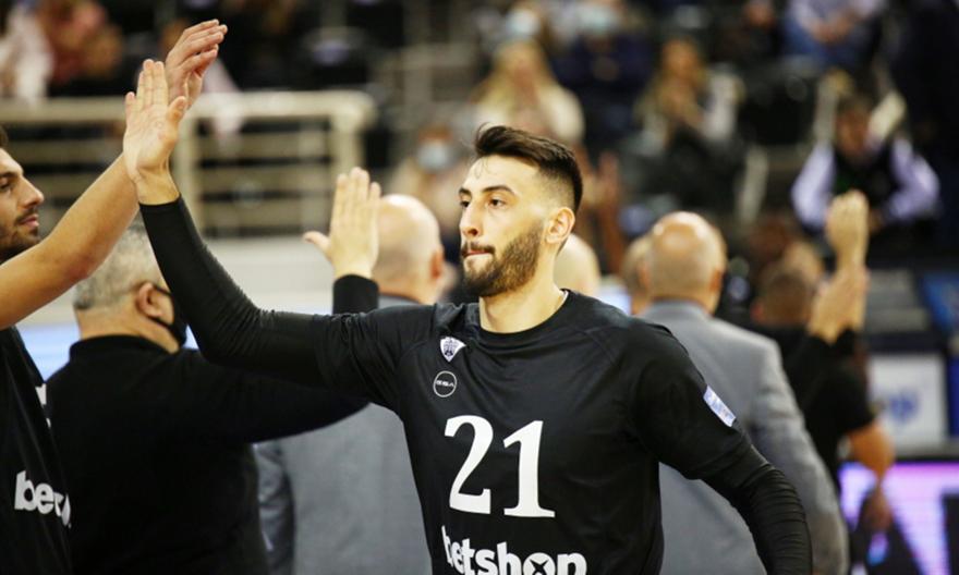 Καμπερίδης: «Ο Ολυμπιακός είναι ίσως η καλύτερη ομάδα του πρωταθλήματος»