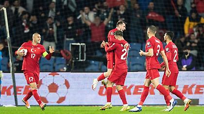 Χαρακίρι για Ολλανδία και όλα ανοιχτά για Κατάρ!