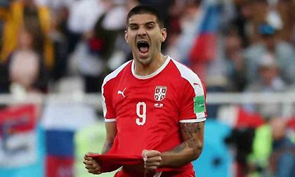 Ο Μίτροβιτς πανηγύρισε με το… εσώρουχο την πρόκριση της Σερβίας!