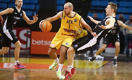 Κολόμ: «Η υγεία είναι πάνω απ' όλα»