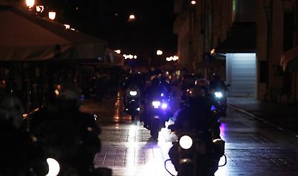 Συναγερμός στη Νίκαια: Πυροβολισμοί σε πρατήριο βενζίνης - Ένας νεκρός και ένας τραυματίας