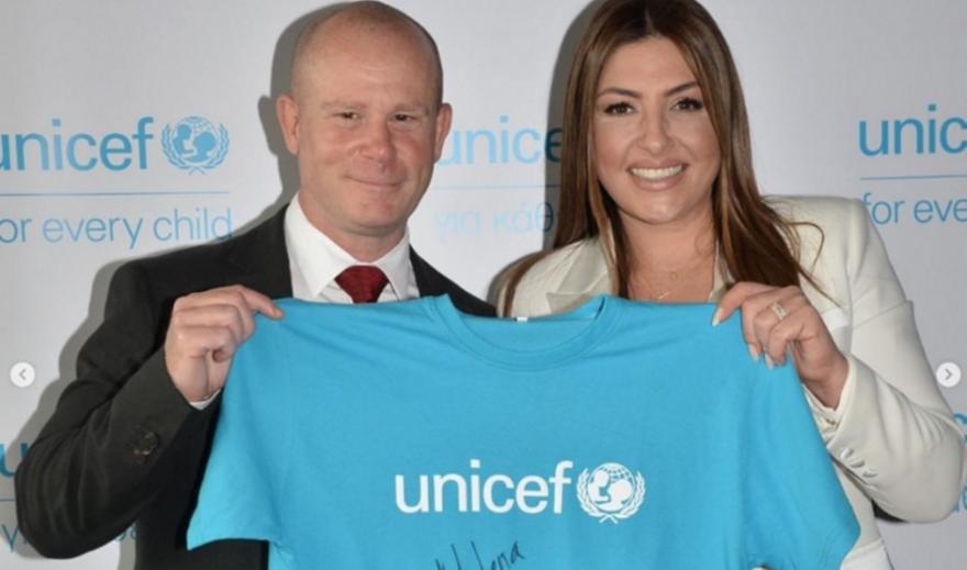 Η Έλενα Παπαρίζου έγινε η πρώτη πρέσβειρα της UNICEF