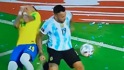 Η εγκληματική αγκωνιά του Οταμέντι στο πρόσωπο του Ραφίνια