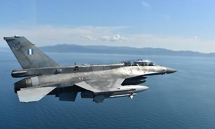 Κατέπεσε μαχητικό F-16 στην Ανδραβίδα - Σώος ο πιλότος
