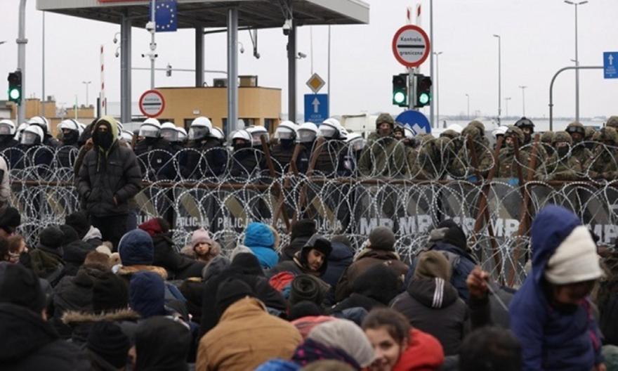ΕΕ: Ενδεχόμενο βοήθειας στα σύνορα Ουκρανίας-Λευκορωσίας