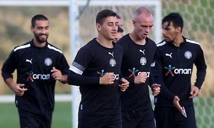 Επέστρεψαν Μαρινάκης και διεθνείς στον ΟΦΗ