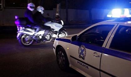 Φθορές σε τράπεζες σε Χολαργό και Δάφνη προκάλεσαν άγνωστοι τα ξημερώματα