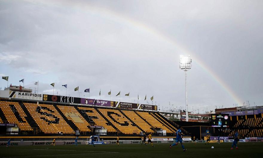 Τοποθετήθηκε πλεξιγκλάς πάνω από τη Θύρα 2 στο «Βικελίδης»