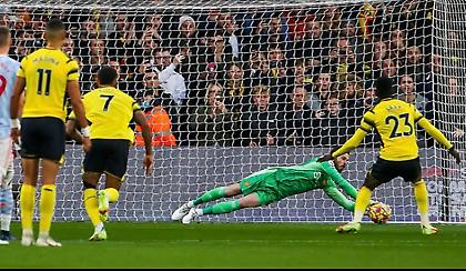 Απίστευτος Ντε Χέα: Απέκρουσε δύο πέναλτι σε τρία λεπτά!