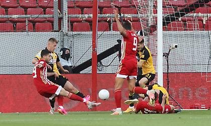 Ντέρμπι με ΑΕΚ: τι γίνεται μετά τις 5άρες του Ολυμπιακού και τα σκορ με πολύ κόσμο στο ΟΑΚΑ