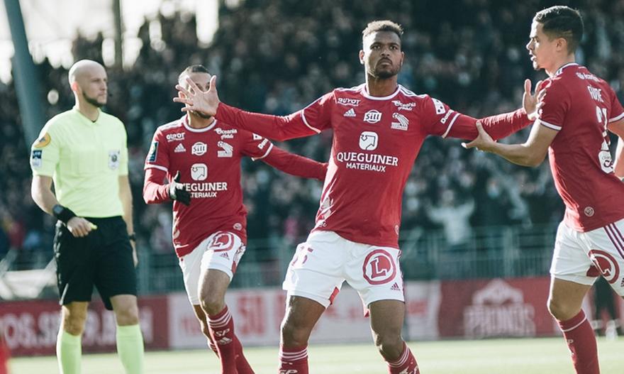 Μπρεστ-Λανς: 4-0