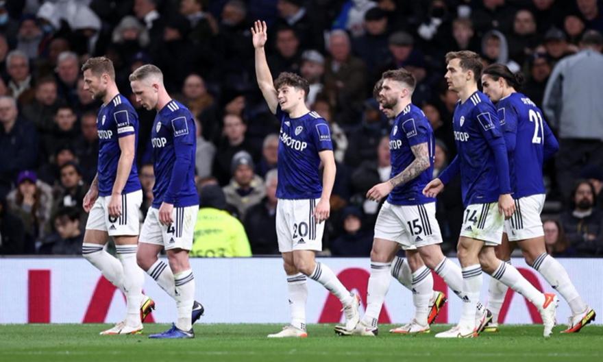 Τότεναμ-Λιντς: Το 0-1 με Τζέιμς