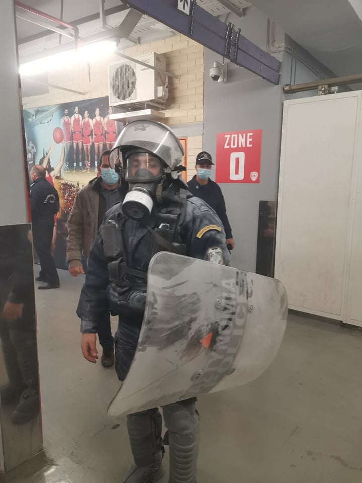 ΣΕΦ: Επίθεση με μαχαίρια σε φυσούνα καταγγέλλει η Αστυνομία