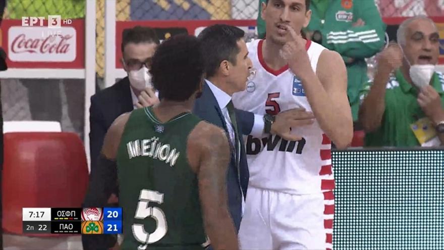 «Αρπάχτηκαν» Λαρεντζάκης και Μέικον, τους χώρισε ο Πρίφτης