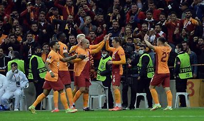 Κλείδωσαν πρόκριση και παίζουν για την πρωτιά Γαλατασαράι και Λάτσιο