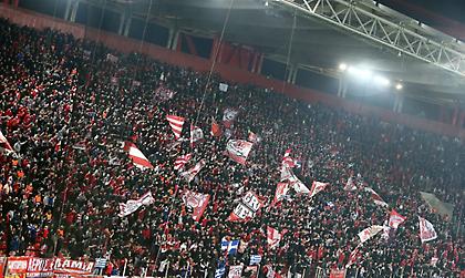 Πανζουρλισμός στις εξέδρες του «Γ. Καραϊσκάκης» μετά το γκολ του Τικίνιο!