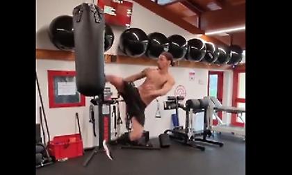 Η σκληρή προπόνηση του Ιμπραΐμοβιτς στο kick-boxing!