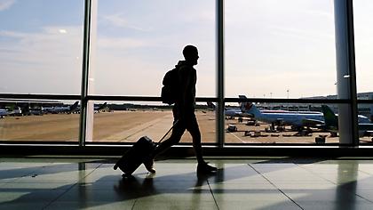 Από το Σάββατο σε ισχύ τα μέτρα κατά της νέας μετάλλαξης -Τι αποφάσισε η επιτροπή