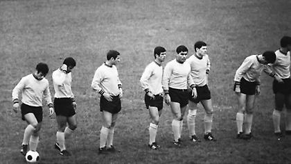 Πώς η ΑΕΚ έγινε η πρώτη ελληνική ομάδα που θα έπαιζε την άνοιξη στην Ευρώπη