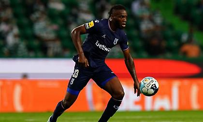 Η Μπελενένσες κατέβηκε με 9 παίκτες κόντρα στην Μπενφίκα λόγω κορωνοϊού: 0-7 στα πρώτα 45'!