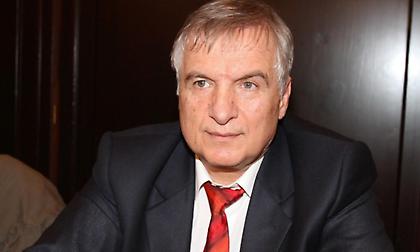 Δημητρίου: «Διακαής πόθος μου ο Σάντος - Να πληρώσει 300.000 ευρώ το Big 4 για τον Κλάτενμπεργκ»