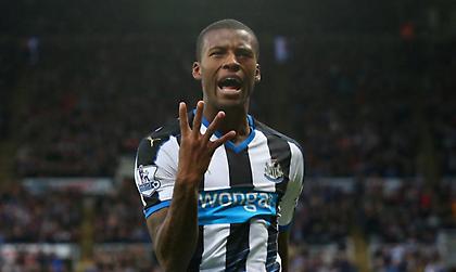 Η απίστευτη σύμπτωση στο Νιουκάστλ-Νόριτς και το καρέ του Βαϊνάλντουμ