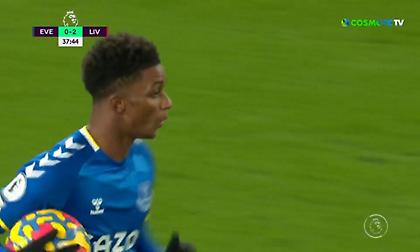 Η Έβερτον ξαναμπαίνει στο ματς με τον Γκρέι να μειώνει σε 2-1!