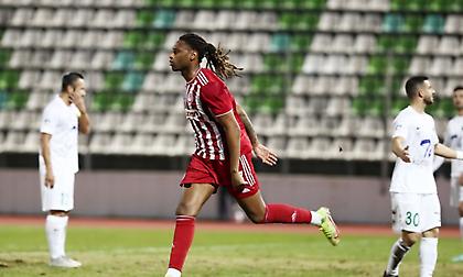 Μείωσε με Σεμέδο ο Ολυμπιακός