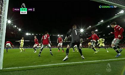 Παραλίγο αυτογκόλ ο Ράσφορντ, έδιωξε την μπάλα με… στραβοκλωτσιά!