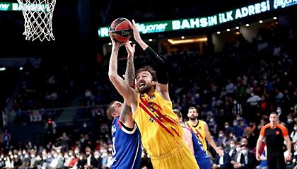 «Σκότωσε» την πρώην ο Σανλί και πήρε… ρεβάνς από την Εφές σε απίθανο ματς η Μπαρτσελόνα