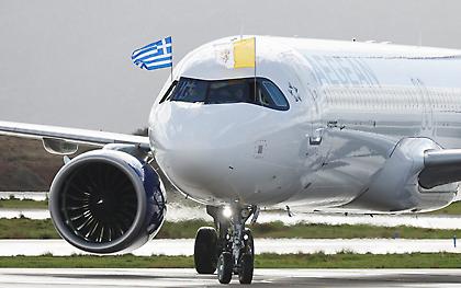 Στην Αθήνα έφτασε ο Πάπας Φραγκίσκος – Το πρόγραμμα της επίσκεψης