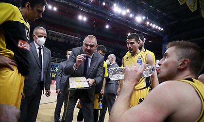 Δέδας: «Κάνουμε μια προσπάθεια να ζεστάνουμε τον κόσμο»