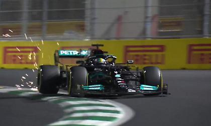 F1 GP Σ. Αραβίας: Pole position για Χάμιλτον και 1-2 για Mercendes, ατύχημα στο τέλος για Φερστάπεν!