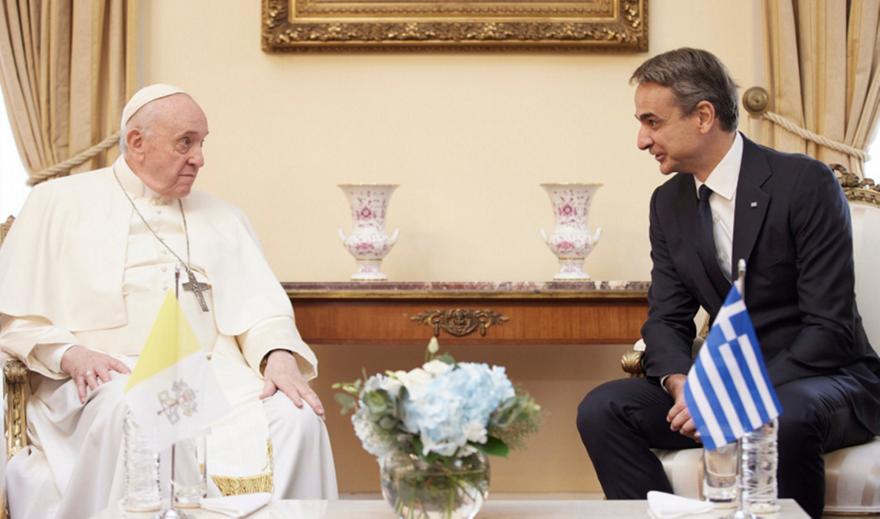 Συνάντηση Μητσοτάκη με Πάπα