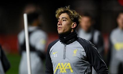 Τσιμίκας: «Ο Κλοπ είναι πάντα δίπλα μου, έπαιζα διαφορετικά στον Ολυμπιακό»