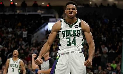 O Giannis έγινε 27 ετών και οι Μπακς θυμήθηκαν τις 27 κορυφαίες φάσεις του!