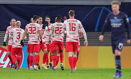 Μπήκε με την μπάλα στα δίχτυα ο Σομποζλάι, 1-0 η Λειψία τη Σίτι