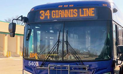 Γιάννης Αντετοκούνμπο: Έγινε γραμμή λεωφορείου στο Μιλγουόκι