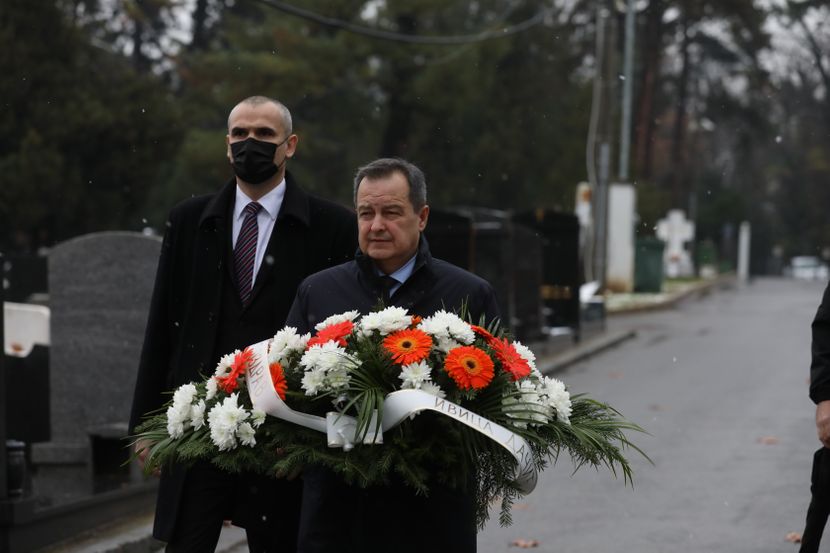 Μόμτσιλο Βούκοτιτς: Κηδεύτηκε με τη σημαία της Παρτιζάν