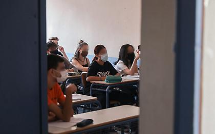 Κεραμέως: Τι θα ισχύσει με τεστ εμβολιασμένων μαθητών – Ποινικές ευθύνες σε αρνητές γονείς