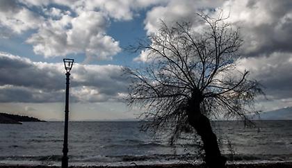 Καιρός: Βελτίωση στις περισσότερες περιοχές - Νέο κύμα βροχών από Πέμπτη