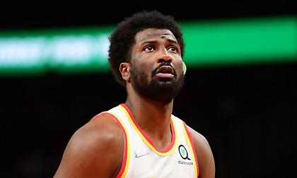 Τέλος η σεζόν για Σόλομον Χιλ