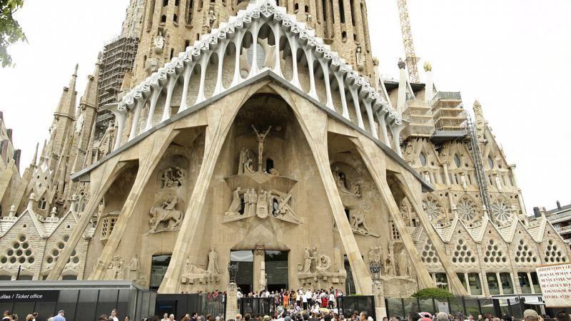 Ισπανία:Μετά από 138 χρόνια η Sagrada Familia ολοκληρώνεται