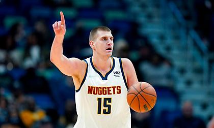 Σόου Γιόκιτς στη Νέα Ορλεάνη, «βαρέλια» τα καλάθια στο Σακραμέντο