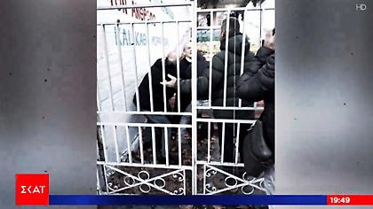 Καρέ-καρέ η κακοποίηση του γυμνασιάρχη από τους θεματοφύλακες