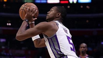 Ο κορυφαίος Φοξ «λιποθύμησε» και έκαψε τους Κινγκς