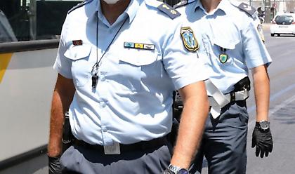 Διαφοροποίηση στο ύψος ανδρών και γυναικών για πρόσληψη στην ΕΛ.ΑΣ. - Η τροπολογία