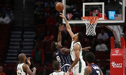 Γιάννης Αντετοκούνμπο: Πρώτος στις τάπες στην ιστορία των Μπακς