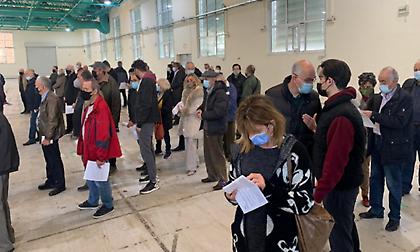 Εκλογές ΚΙΝΑΛ: Μέχρι τις 3:20 το μεσημέρι είχαν ψηφίσει 152.000 άτομα